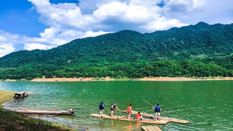 Mai Châu Hideaway Lake Resort