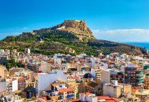 Top 10 thành phố dễ sống nhất cho người nước ngoài Top 10 thành phố dễ sống nhất cho người nước ngoài - Ảnh 1.