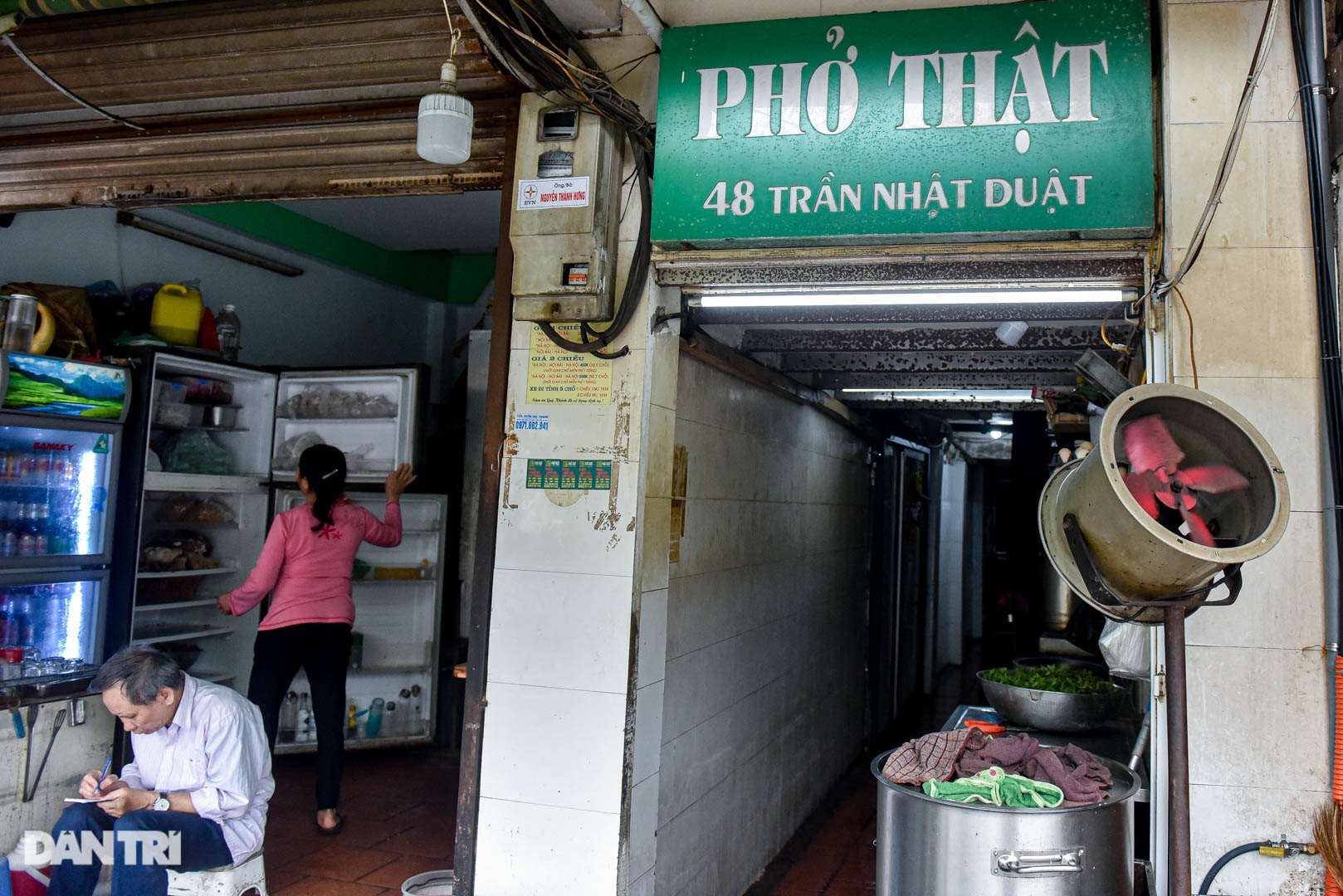 5 quán phở hút khách bậc nhất Hà Nội: Đã ngon, tên còn cực độc - 9