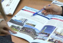 Ồ ạt đặt tour du lịch dịp lễ 30/4 – 1/5 Ồ ạt đặt tour du lịch dịp lễ 30/4 - 1/5 - Ảnh 1.