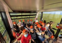 Doanh nghiệp tin tưởng du lịch ‘sẽ tái sinh’ sau dịch Doanh nghiệp tin tưởng du lịch sẽ tái sinh sau dịch - Ảnh 1.