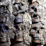 Bí mật “rợn người” ở tháp đầu lâu Aztec tại Mexico Bí mật rợn người ở tháp đầu lâu Aztec tại Mexico - Ảnh 1.