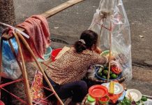 Độc lạ món sứa ‘hạ hỏa’, được ví là sashimi phiên bản Việt Độc lạ món sứa 'hạ hỏa', được ví là sashimi phiên bản Việt