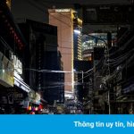Dịch bùng trở lại, phố xá Thái Lan tối đèn giữa tết Songkran