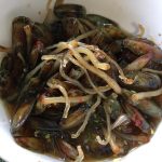 Đặc sản ‘chân dài’ bóc mỏi tay, khách ‘xì xụp’ húp cả bát ở Hải Phòng Đặc sản 'chân dài' bóc mỏi tay, khách 'xì xụp' húp cả bát ở Hải Phòng