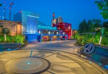 Disneyland sẽ ra mắt “khuôn viên Avengers” vào tháng 6 Disneyland sẽ ra mắt khuôn viên Avengers vào tháng 6 - Ảnh 1.