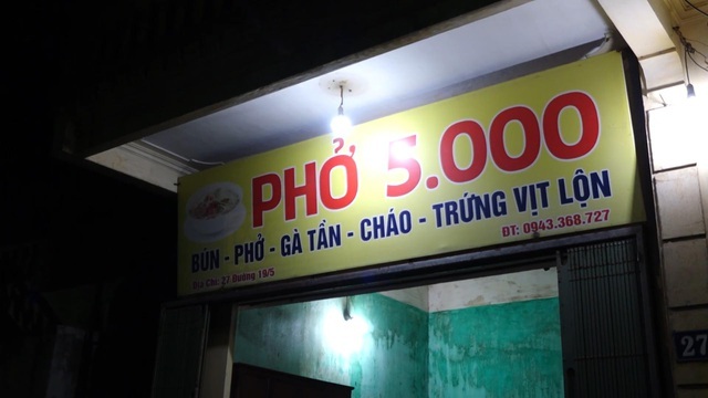 Quán phở 5.000 đồng: 16 năm không tăng giá, ngày bán 500 bát ở Nam Định
