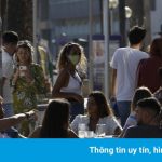 Quốc gia châu Âu tặng tiền cho du khách đã tiêm vaccine