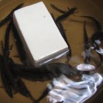 Rùng mình đặc sản đậu phụ ‘địa ngục’, cá ‘giãy đành đạch’ chờ bị luộc chín Rùng mình đặc sản đậu phụ 'địa ngục', cá 'giãy đành đạch' chờ bị luộc chín