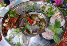 Về đất U Minh Hạ thưởng thức mắm, chỉ nhìn rau thôi cũng đã thèm Về đất U Minh Hạ thưởng thức mắm, chỉ nhìn rau thôi cũng đã thèm - 1