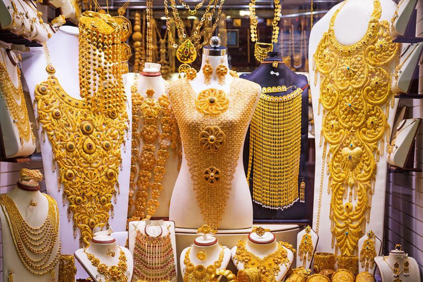 Khu chợ bày bán hàng tấn vàng, mặc cả như mua rau ở Dubai - 3