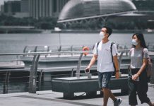 Chưa tiêm đủ vắc xin, Singapore, Thái Lan tham vọng đầy rủi ro Chưa tiêm đủ vắc xin, Singapore, Thái Lan tham vọng đầy rủi ro