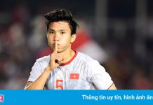 ‘HLV Park đã tính kỹ mới dùng Văn Hậu’