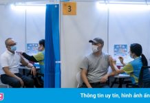 Người đã tiêm vaccine sẽ chỉ cách ly 7 ngày khi đến Hong Kong
