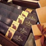 Gợi ý những món quà đặc sắc dành cho du khách du lịch Dubai mua làm quà