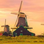 Khám phá ngôi làng cối xay gió Kinderdijk trong chuyến du lịch Hà Lan