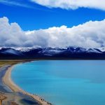 Ngỡ ngàng trước vẻ đẹp hùng vĩ của hồ thiêng Namtso trong tour Tây Tạng