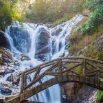 Khám phá vẻ đẹp mộng mơ của thác Dalanta trong tour du lịch Đà Lạt