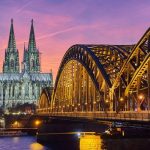 Check in thành phố Cologne cổ kính trong tour du lịch Đức