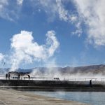 Thư giãn tại suối nước nóng Yangbajain trong chuyến du lịch Tây Tạng