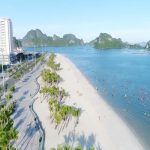 Bãi tắm Hòn Gai – điểm check in tuyệt đẹp cho khách du lịch Hạ Long