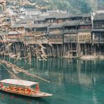 Phượng Hoàng Cổ Trấn ở đâu? Tại sao hot trong tour du lịch Trung Quốc?