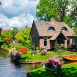 Tổng hợp 8 địa điểm tham quan mới lạ trong tour du lịch Hà Lan mùa hè