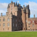 Khám phá top 10 địa điểm tham quan huyền bí nhất khi du lịch Anh